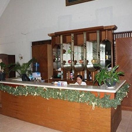 Edelweis Hotel Bandung Exterior foto