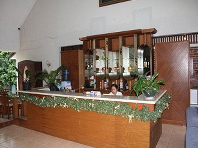 Edelweis Hotel Bandung Exterior foto